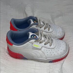 Puma White and Red Low-Top Sneakers